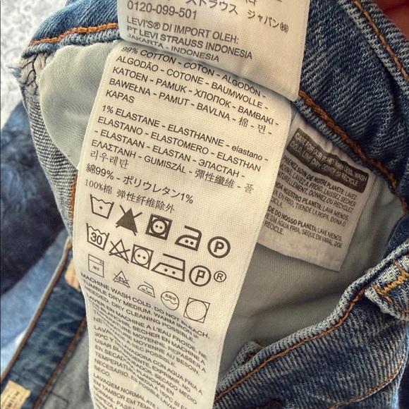 Levi’s Ribcage Straight Ankle Jeans - Picture 5 of 5